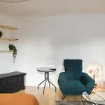 Renovated 31 M Love Cocoon In Paris 14Th